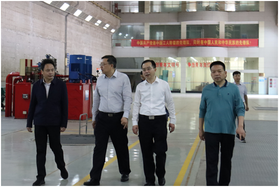 省國資委黨委委員、副主任毛育新帶隊(duì)赴湖南發(fā)展株洲航電分公司開展安全生產(chǎn)督查