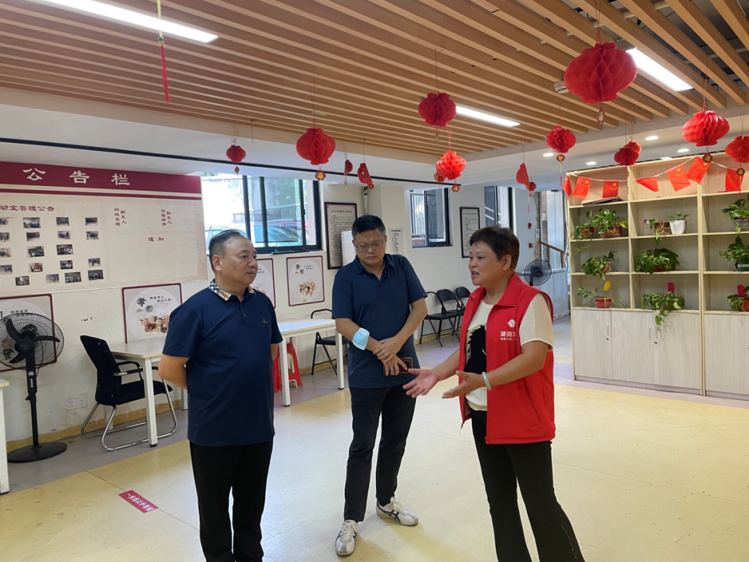 黃志剛、蘇千里帶隊(duì)赴湖南發(fā)展社區(qū)居家養(yǎng)老服務(wù)站點(diǎn)督查安全生產(chǎn)工作
